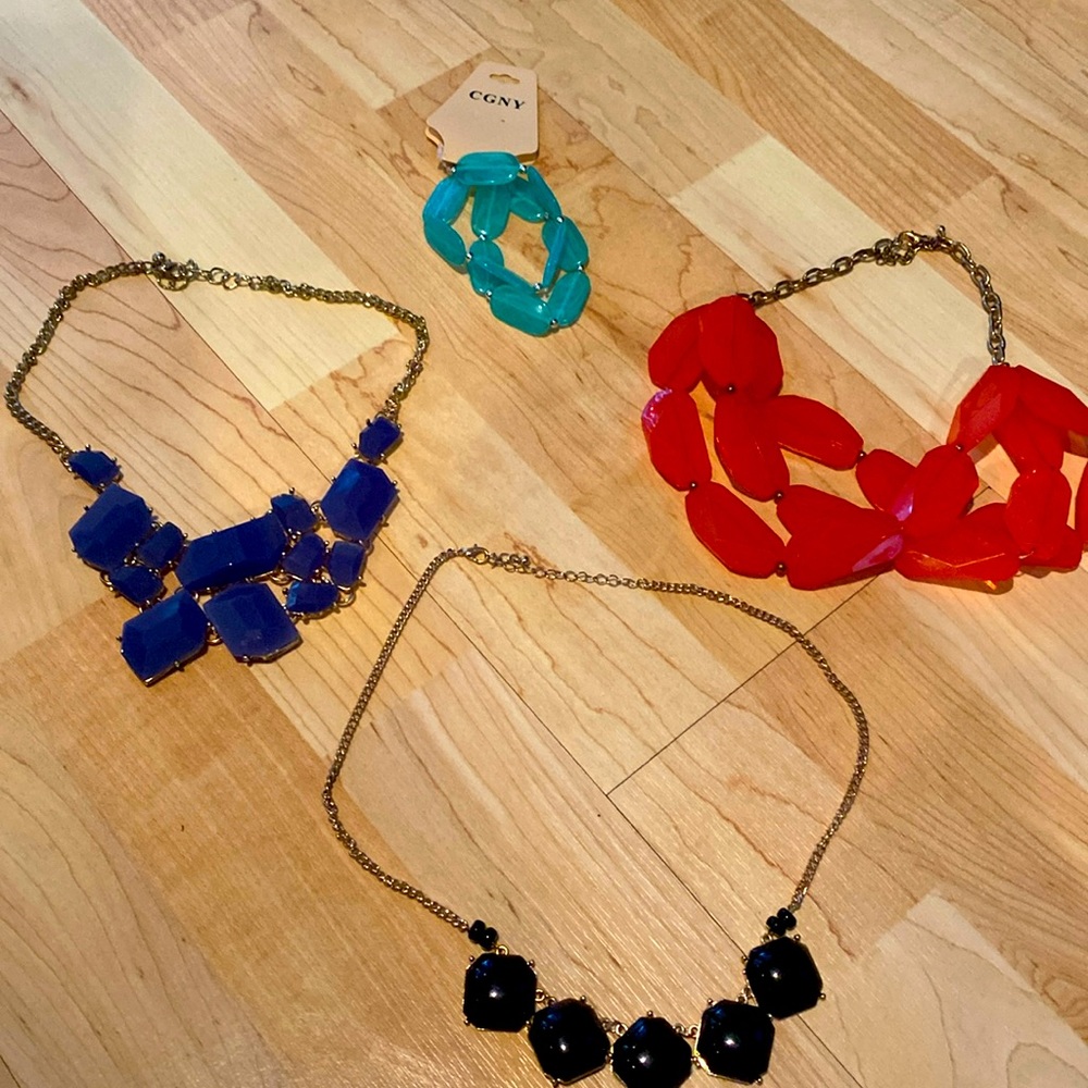 Final Bundle of 4 Women’s jewelry- 3 necklaces (black, orange, blue) & bracelet